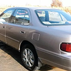 Toyota Camry 1993