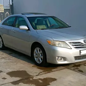 Toyota Camry 2010