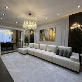 Mir3 5/2et 3kom luxury