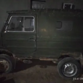 UAZ 469 1996