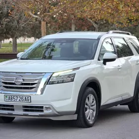 Nissan Pathfinder 2022