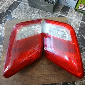 okuz kele bagaž stopnik