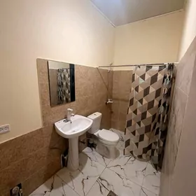 Arenda eyesinden 1 komnat