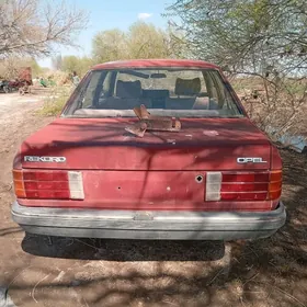 Opel Omega 1987