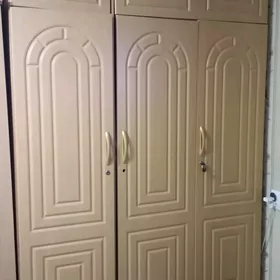 шкаф шифоньер