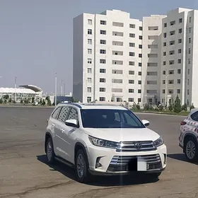 Toyota Highlander 2015