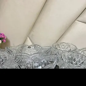 ХРУСТАЛЬНЫЕ ВАЗЫ