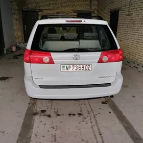Toyota Sienna 2009