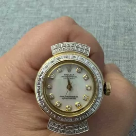 Gyzyl rolex sagat