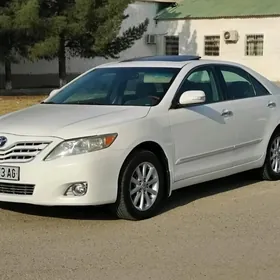 Toyota Camry 2010