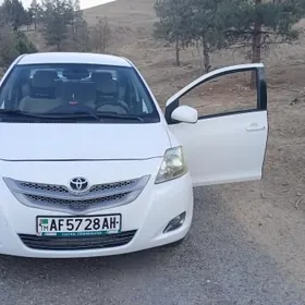 Toyota Yaris 2006