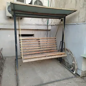 качели для двора