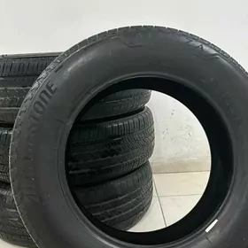 Bridgeston 235/65R18 pakrişka