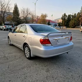 Toyota Camry 2003