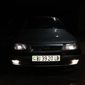 Opel Vectra 1993