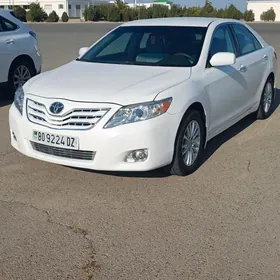 Toyota Camry 2010