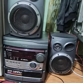 музыкальный центр