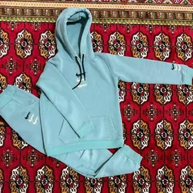 Nike kapşonka balakly