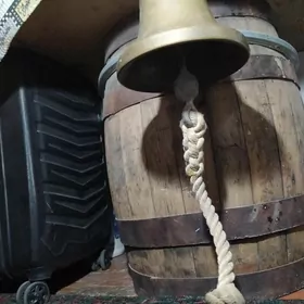 латунный колокол