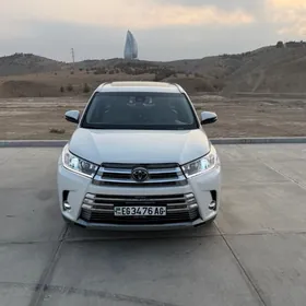 Toyota Highlander 2019