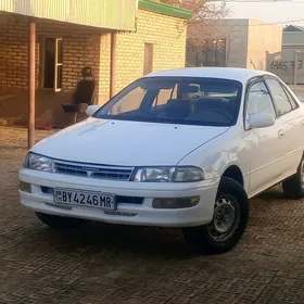 Toyota Carina 1992