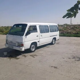 Nissan Urvan 1993