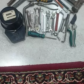 Инструменты