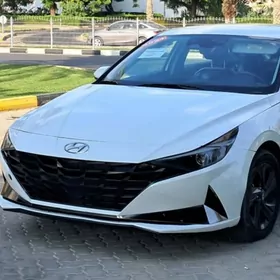 Hyundai Elantra 2021