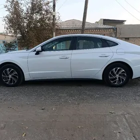 Hyundai Sonata 2020