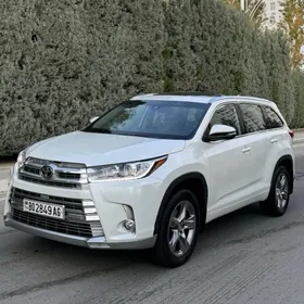 Toyota Highlander 2019