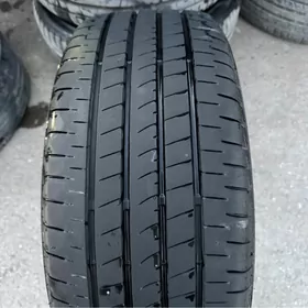 Bridgestone 235/45R18