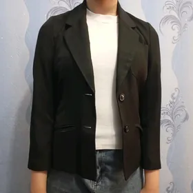 НОВЫЙ ЖЕНСКИЙ ПИДЖАК 38 размер