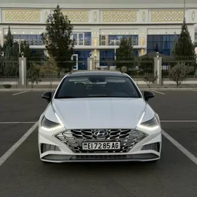 Hyundai Sonata 2022