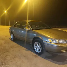 Toyota Camry 1998