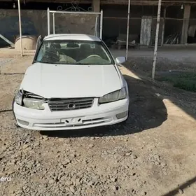Toyota Camry 2001
