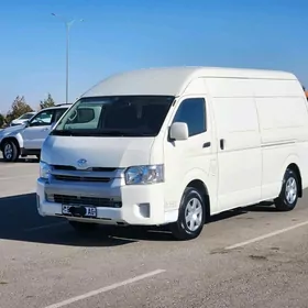 Toyota Hiace 2024