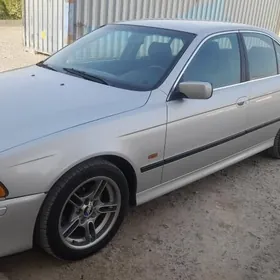 BMW E39 2002
