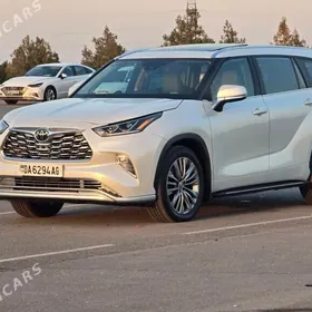 Toyota Highlander 2020