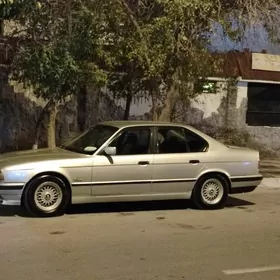 BMW 525 1992