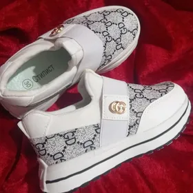 детский обувь