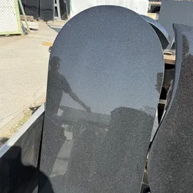 Pamyatnik Yadygarlik