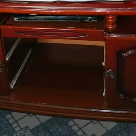 тумбочка для телевизора