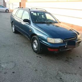 Toyota Corona 1995