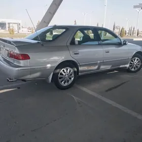 Toyota Camry 2001