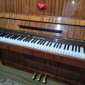 Pianino