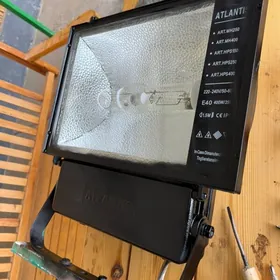 Projektor Прожектор