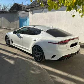 Kia Stinger 2022
