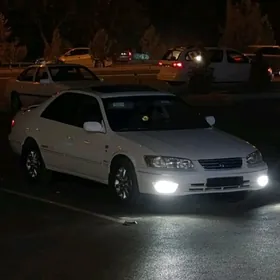 Toyota Camry 2000
