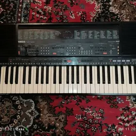 Yamaha PSR 500