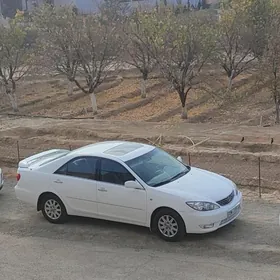 Toyota Camry 2005